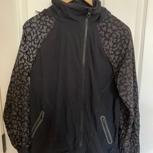 Zella lightweight zip up jacket